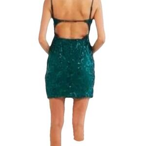 Crystal Sky Sequined sheath Cocktail dress. Size XSmall Prom Wedding homecoming